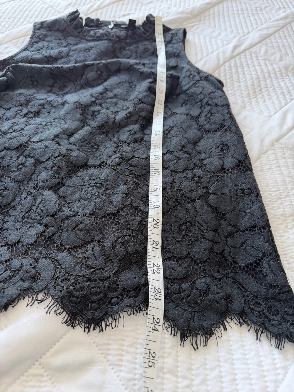Ann Taylor Black Lace Sleeveless Blouse - Picture 5 of 14